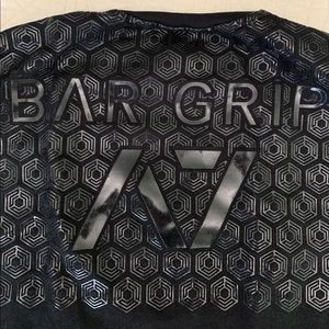 A7 Stealth Bar Grip Women’s Shirt
